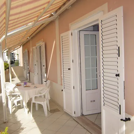 Le Dei Pescatori - Coccinella Rossa Apartment